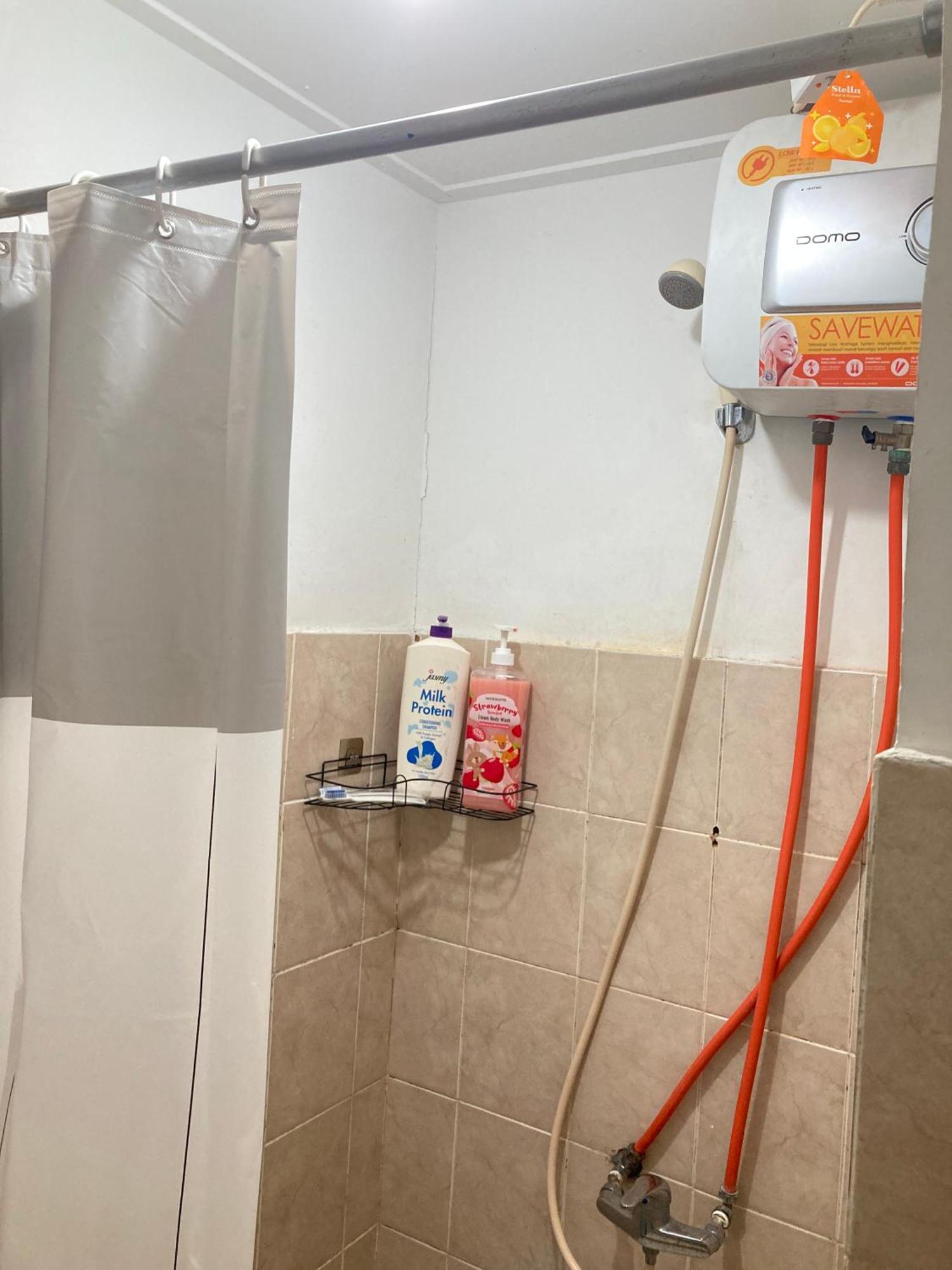 Green Bay Pluit Apartment - Indra Jakarta Kültér fotó